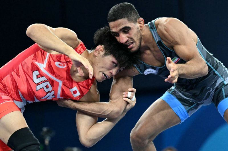 1723374589 امان از فی تیله پیچ هت‌تریک نقره‌ای با رحمان آفتاب وطن