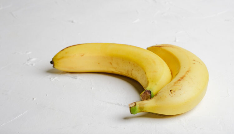 1724657646 441 اگر روزی یک عدد موز بخوریم، چه اتفاقی می‌افتد؟ آفتاب وطن