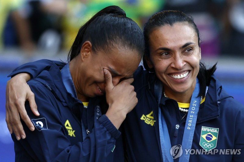 خداحافظی اسطوره زنده فوتبال زنان آفتاب وطن