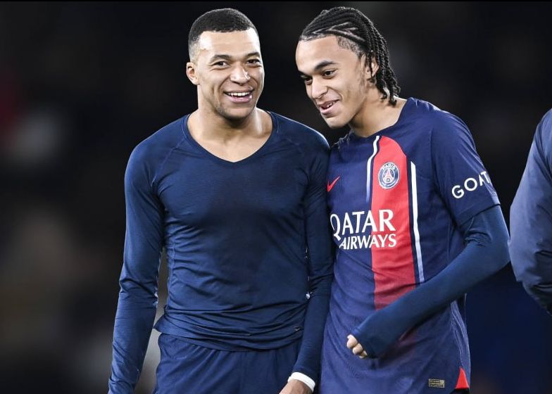 1725220371 ظهور امباپه تازه فرانسه به وجد آمد آفتاب وطن