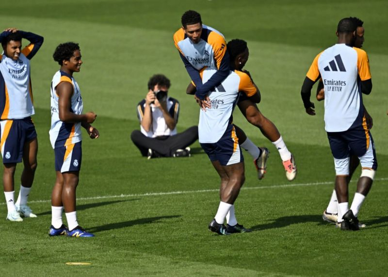 1727119225 رئال تیم منتخب آفریقا است‌ آفتاب وطن