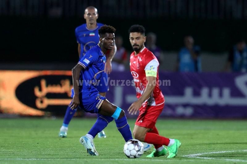 1727534892 اندونگ مهرداد محمدی را سرخ‌پوش کرد آفتاب وطن