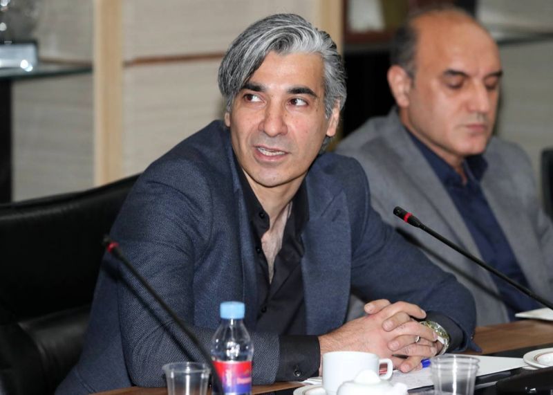 1728529317 خروج شمسایی با خشمگینی از جلسه سرنوشت‌ساز آفتاب وطن