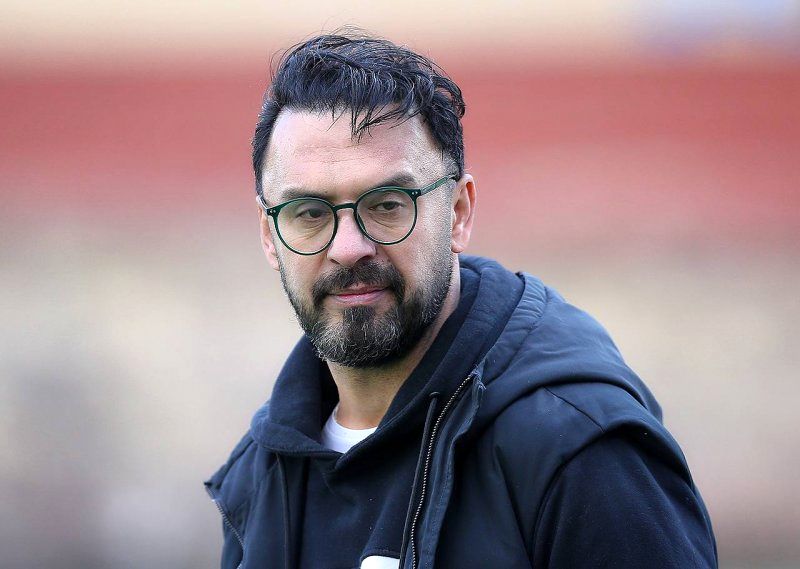 زبیر از اندونگ زیاد بهتر است آفتاب وطن