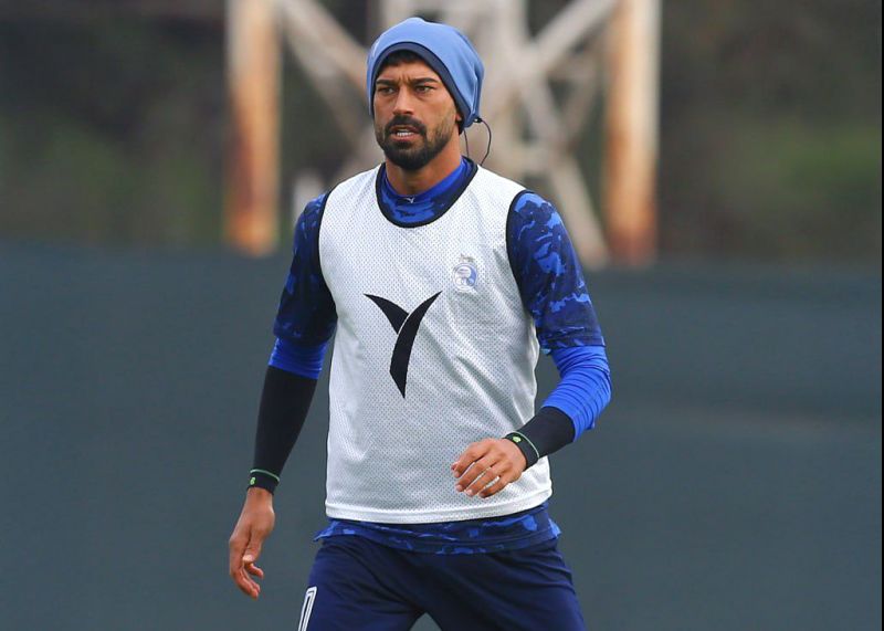 1731985413 آخر صدمه دیدن رامین، راست استقلال پر شد آفتاب وطن