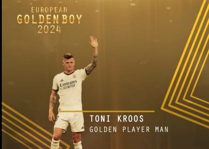 1732764839 تونی کروس برنده جایزه بازیکن طلایی سال آفتاب وطن