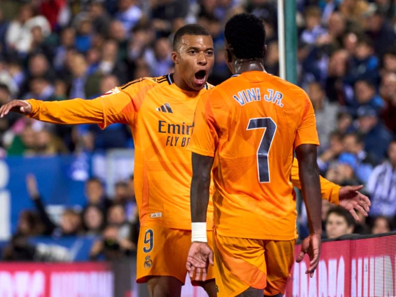 با امباپه در دهان شیر آفتاب وطن