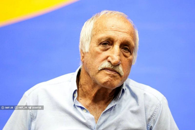 منصور برزگر و تکرار اظهارنظر شگفت درمورد تیلور آفتاب وطن