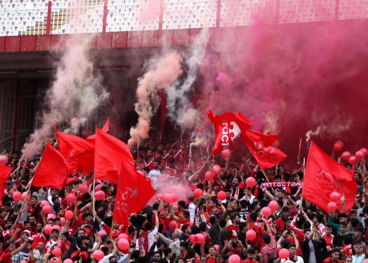 هجوم تراکتوری ها به قلعه استقلال آفتاب وطن