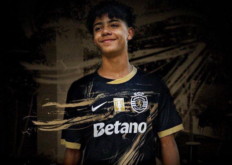 1733001607 پیراهن تاریخی برای افتخار به داشتن رونالدو عکس‌ آفتاب وطن