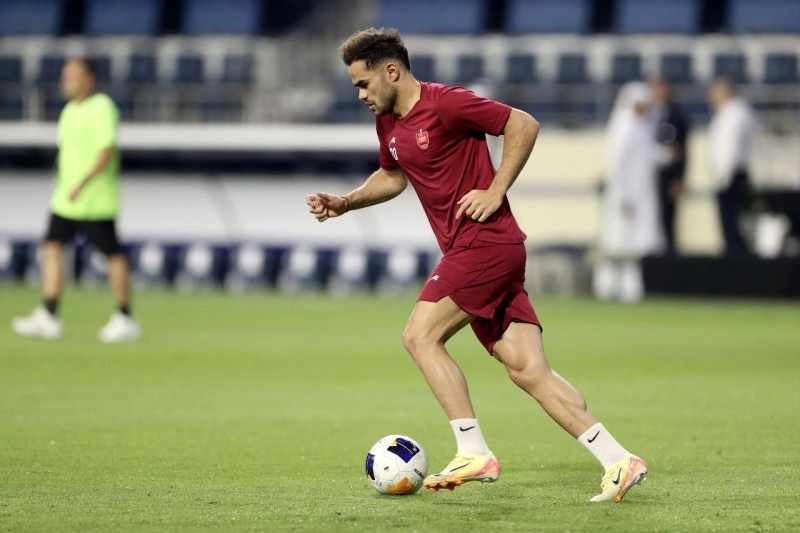 1733182275 او ستون اورونوف، او پرسپولیس را برگرداند آفتاب وطن