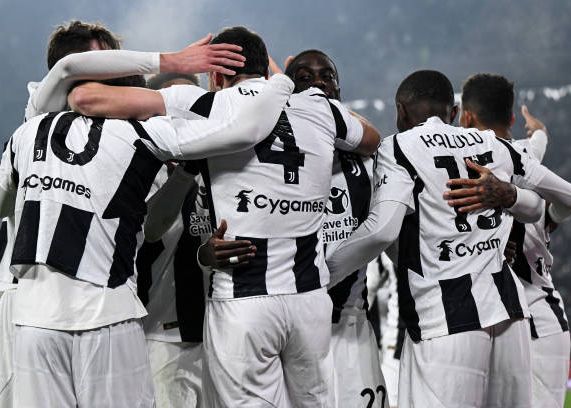 یووه زیبای مو تا خاکستر آل گری بر باد