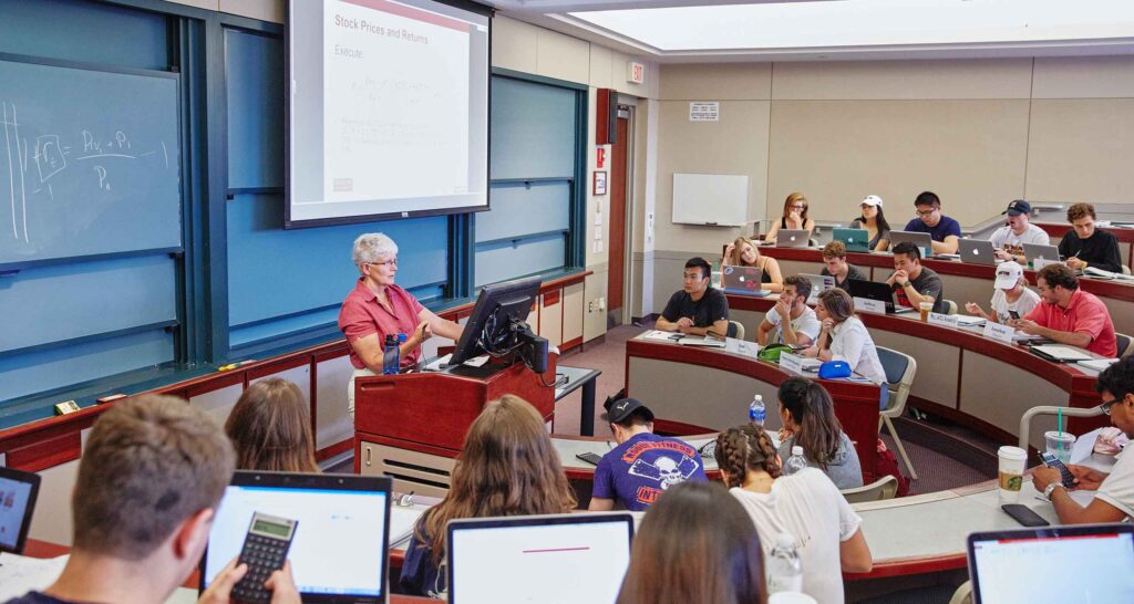 چطور مشاور مالی شویم: مشاور مالی شدن در ۷ گام_آفتاب وطن 14 1741630112 69 چطور مشاور مالی شویم مشاور مالی شدن در ۷ گام آفتاب