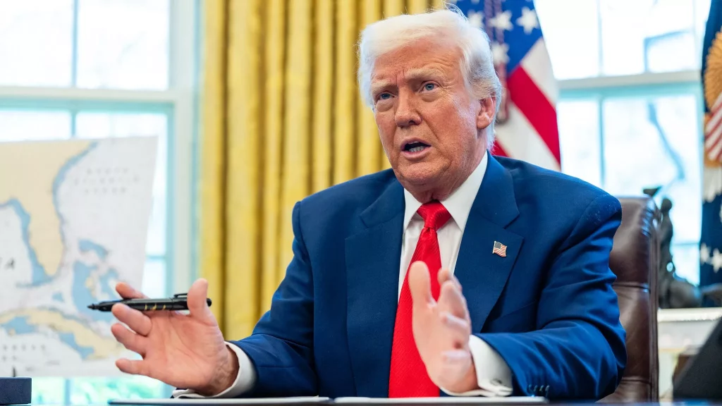 1744641901 ترامپ تا چند روز آینده تعرفه‌های تازه تراشه‌ها را معارفه.webp