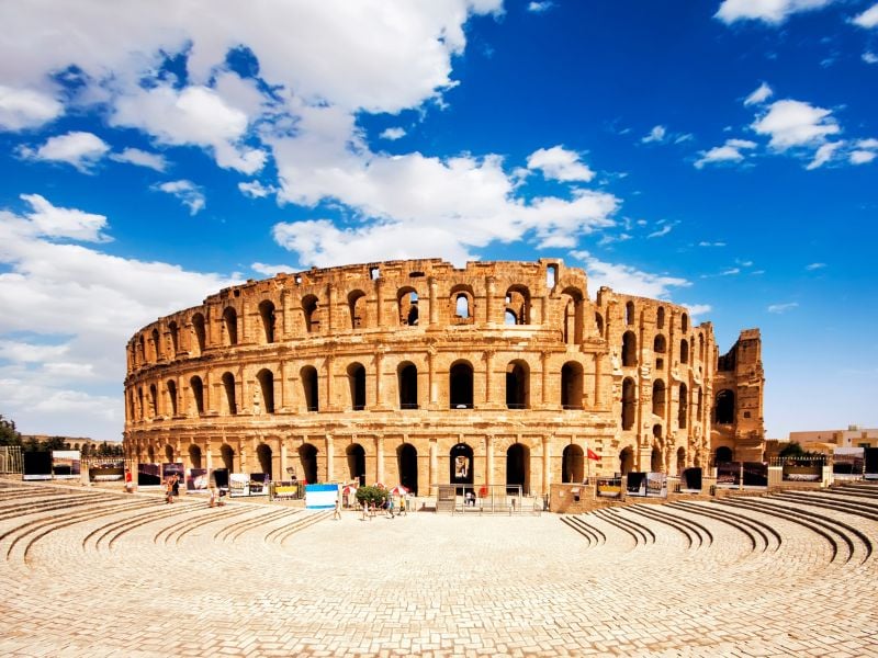 برای سفر به تونس ویزا لازم است؟ 4 برای سفر به تونس ویزا لازم است؟