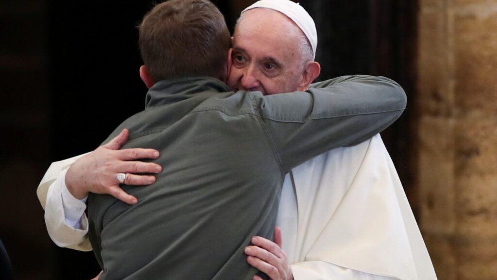 پاپ فرانسیس و قضیه گستره دایره اخلاق: باید دلواپس چه افرادی باشیم؟_آفتاب وطن 16 پاپ فرانسیس و قضیه گستره دایره اخلاق باید دلواپس چه