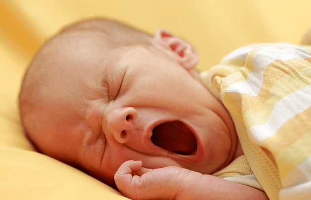 دلایل گریه کردن: ۱۰ علت گریه کردن و اشک ریختن_آفتاب وطن 8 دلایل گریه کردن ۱۰ علت گریه کردن و اشک ریختن آفتاب