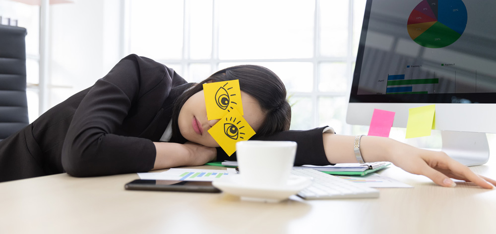 1749407220 چطور به کارمندان ضعیف انگیزه بدهیم؟ ۸ راه انگیزه دادن