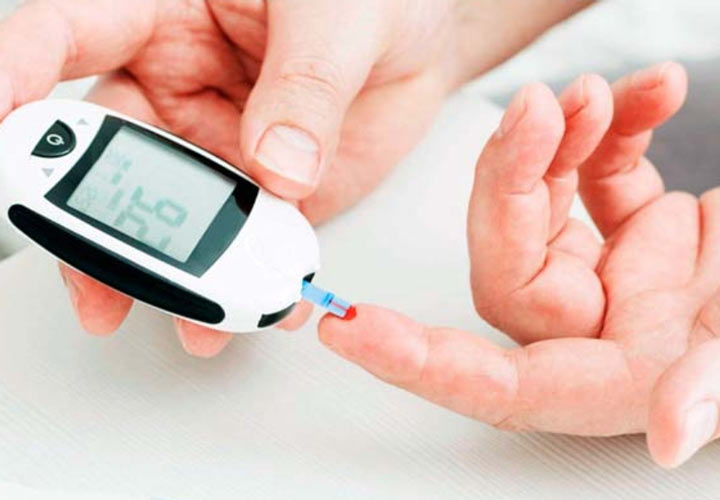 قند خون نرمال و هر آنچه باید درمورد آن بدانید + جدول قند خون در بارداری_آفتاب وطن 8 بسته به فرد و عوامل مختلف قند خون نرمال متفاوت است.