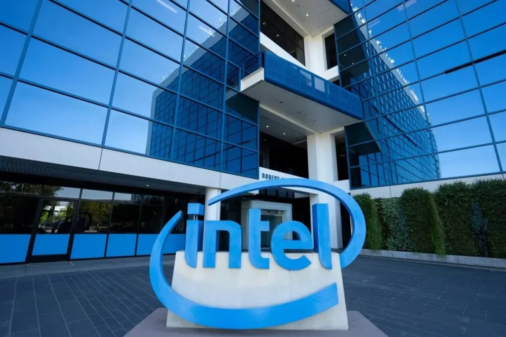 1752770489 اینتل هزاران نفر از کارمندان خود را در آمریکا و.webp