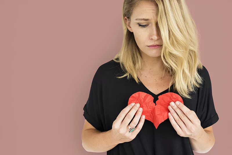 سندرم قلب شکسته علائم، دلایل، درمان و پیشگیری آفتاب وطن.webp