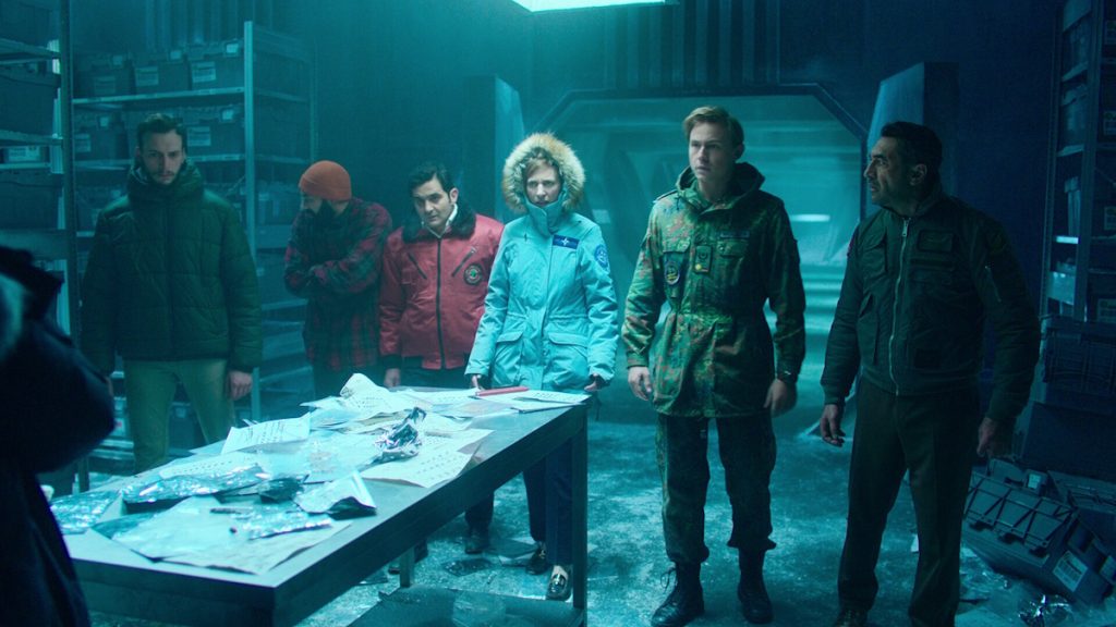 در دل شب سریال