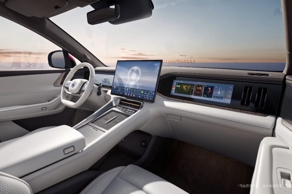 بی وای دی دنزا N8L رونمایی شد، کوچکتر از مدل N9 اما به همان اندازه لوکس_آفتاب وطن 7 بی وای دی دنزا N8L