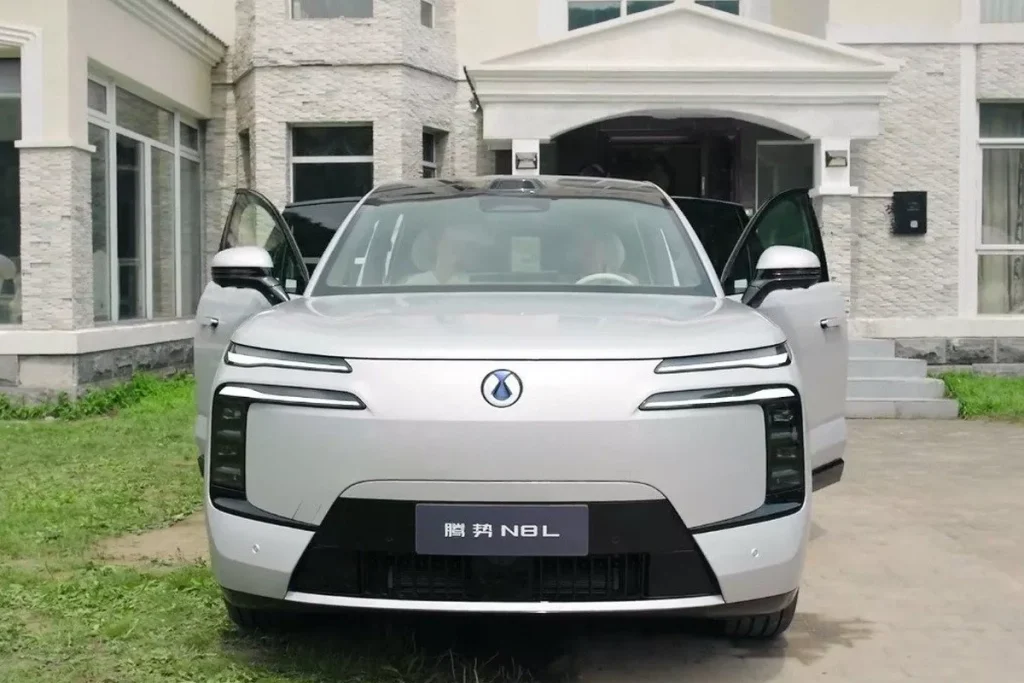 بی وای دی دنزا N8L رونمایی شد، کوچکتر از مدل.webp