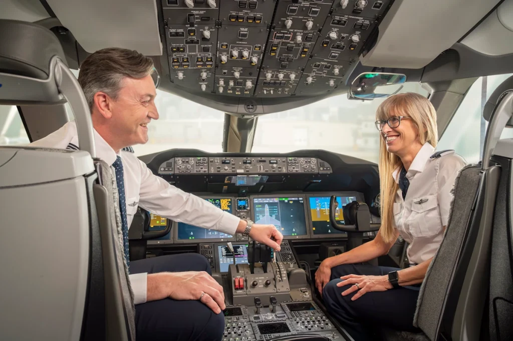 خلبان هواپیمای مسافربری