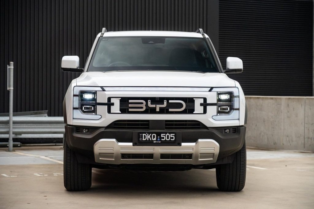 1761157605 بی‌وای‌دی روی خودروهای پلاگین هیبریدی تمرکز خواهد کرد آفتاب وطن