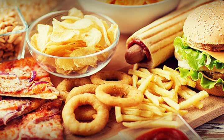 چه غذاهایی برای رفلاکس معده مفیدند و چه غذاهایی زیان اور؟_آفتاب وطن 10 شایعترین مواد غذایی تحریککنندهی علائم رفلاکس معده