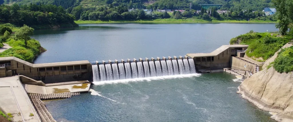 1766962226 در جهان از چه راه حلهایی برای افت تبخیر آب.webp