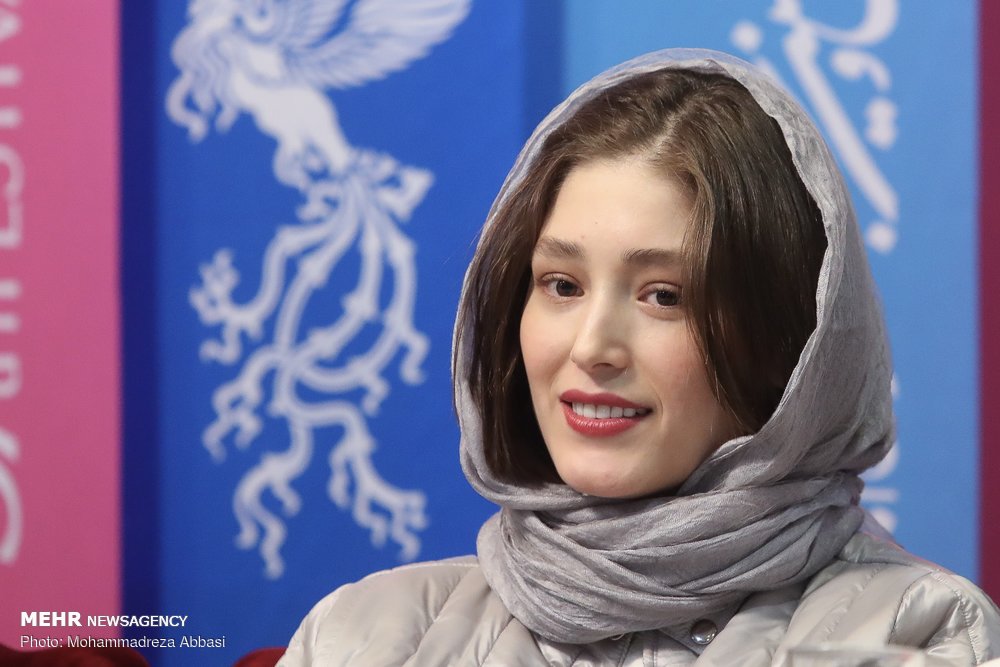 اجرای تئاتر تن منهای من با بازی فرشته حسینی