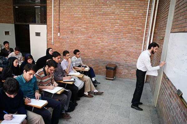 اعضای هیئت علمی فراخوان ۹۹ تا ۱۴۰۲ همچنان در بلاتکلیفی