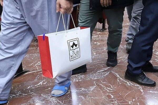 توقیف اموال صاحب چای دبش به دلیل مطالبات بانکی
