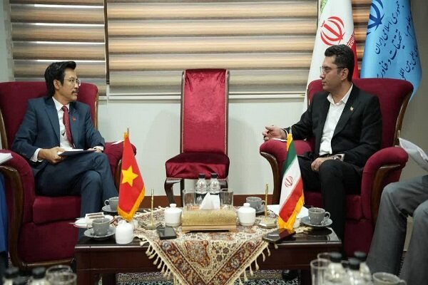 تقویت روابط علمی بین ایران و ویتنام