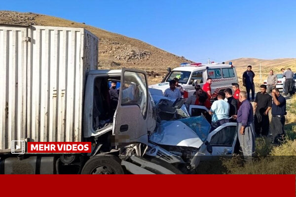 تصادف مرگبار کامیونت و ال۹۰ در آذربایجان غربی با ۴ فوت