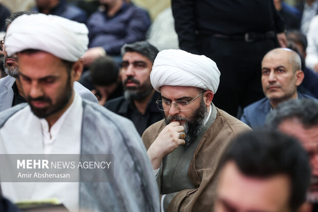 مراسم ترحیم فرزند لطف‌الله فروزنده در مسجد امام صادق