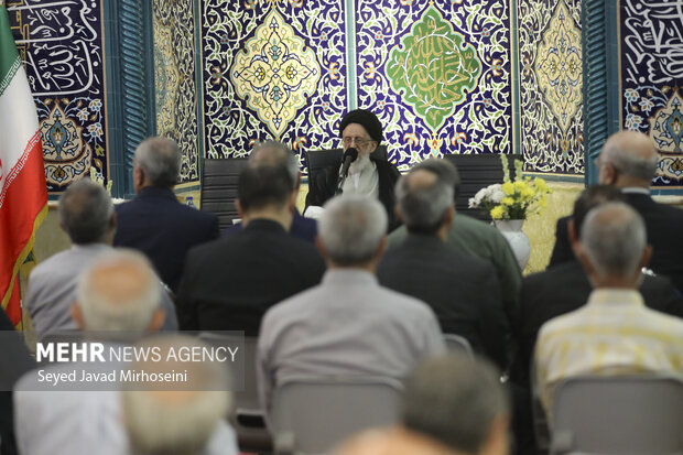 مجمع معتمدین شمیرانات در مسجد جامع همت تجریش برگزار شد