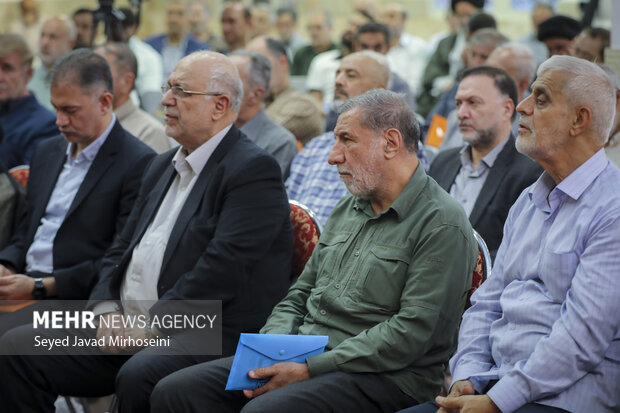 برگزاری مجمع معتمدین شمیرانات در مسجد جامع همت تجریش