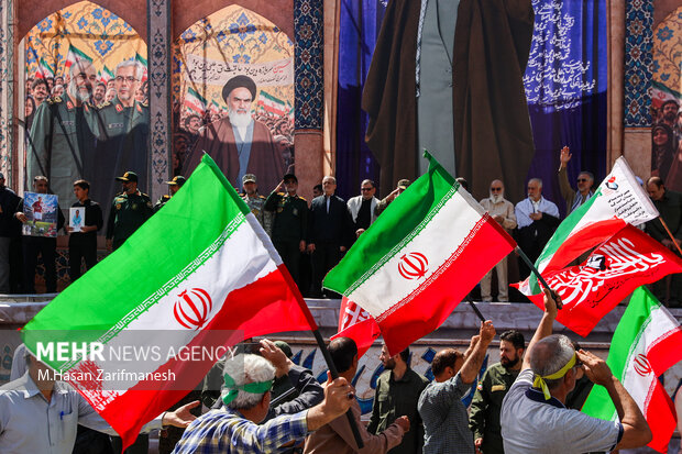 رزمایش ۳۱۳ هزار جان‌فدای ایران با حضور گسترده مردم تهران