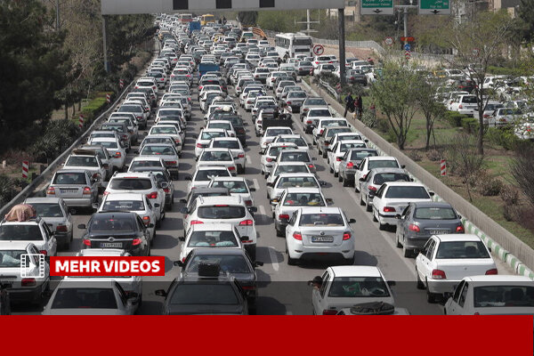 احضار ۱۵ تیم پلیس و تاکسیرانی برای کنترل ترافیک مهر