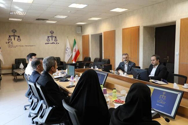 فرص همکاری علمی بین ستاد علوم گیاهی و مرکز مالکیت معنوی