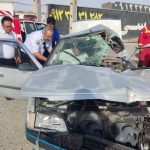 تصادف پژو ۴۰۵ و کامیون روی جاده کرج-هشتگرد؛ مصدومان به بیمارستان منتقل شدند