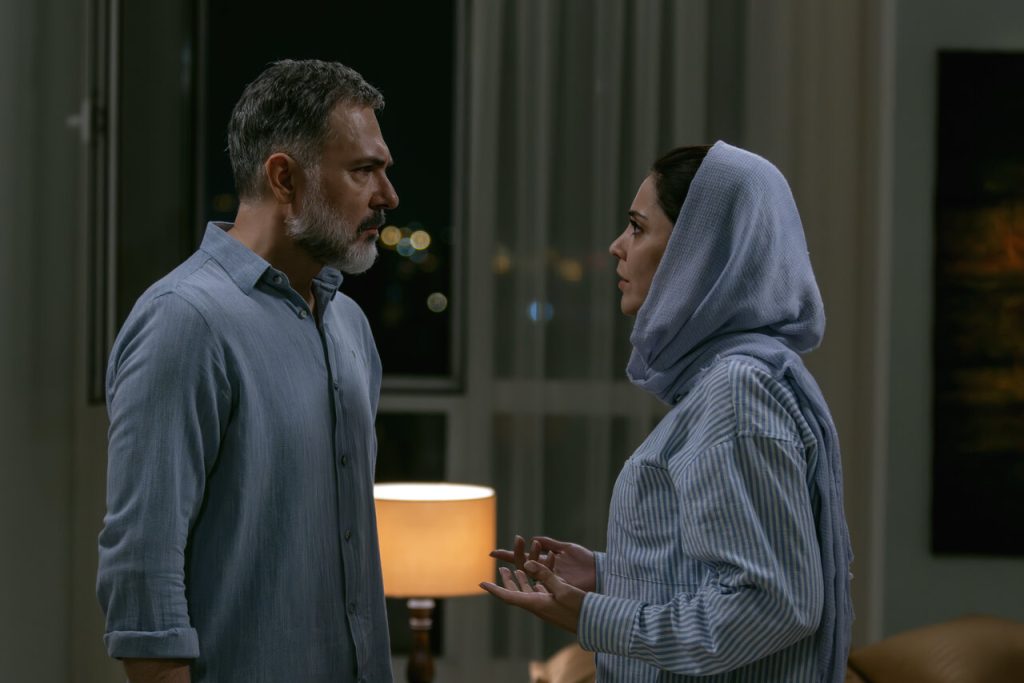 به گزارش آفتاب وطن، فیلم سینمایی قمارباز از محصولات بنیاد سینمایی فارابی با کارگردانی محسن بهاری و تهیهکنندگی سجاد نصرال