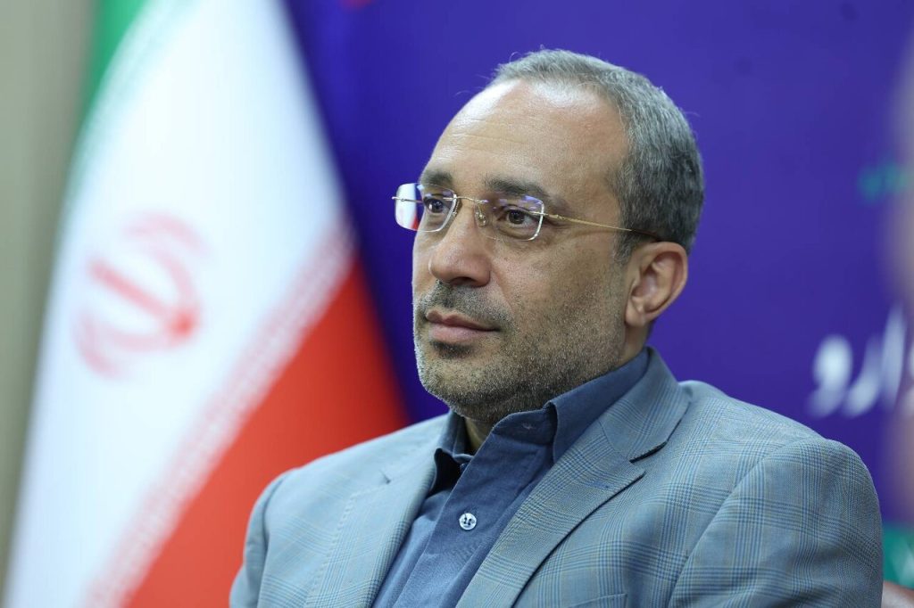 مدیرکل سازمان غذا و دارو: مکمل‌های ورزشی تنها از داروخانه‌های مجاز تهیه کنید
