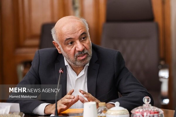 یک میلیون کارگر از تسهیل ثبت سوابق بیمه‌ای در ۱۳ هزار کارگاه معوق بهره‌مند می‌شوند