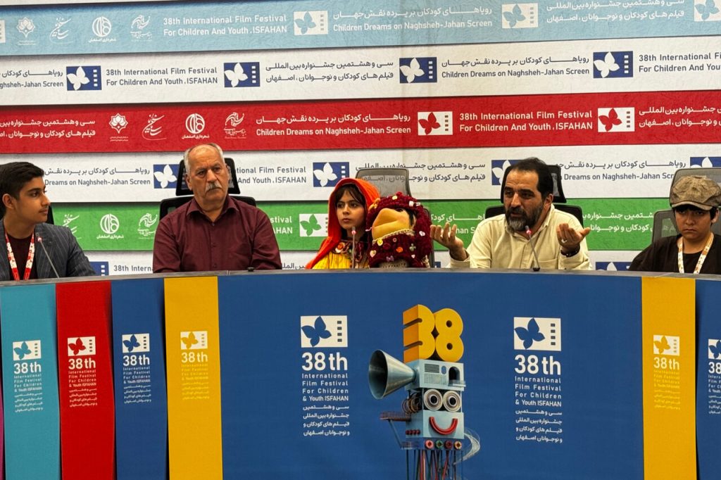 عروسک؛ ابزاری برای بهتر ارتباط کردن سینمای ایران با کودکان