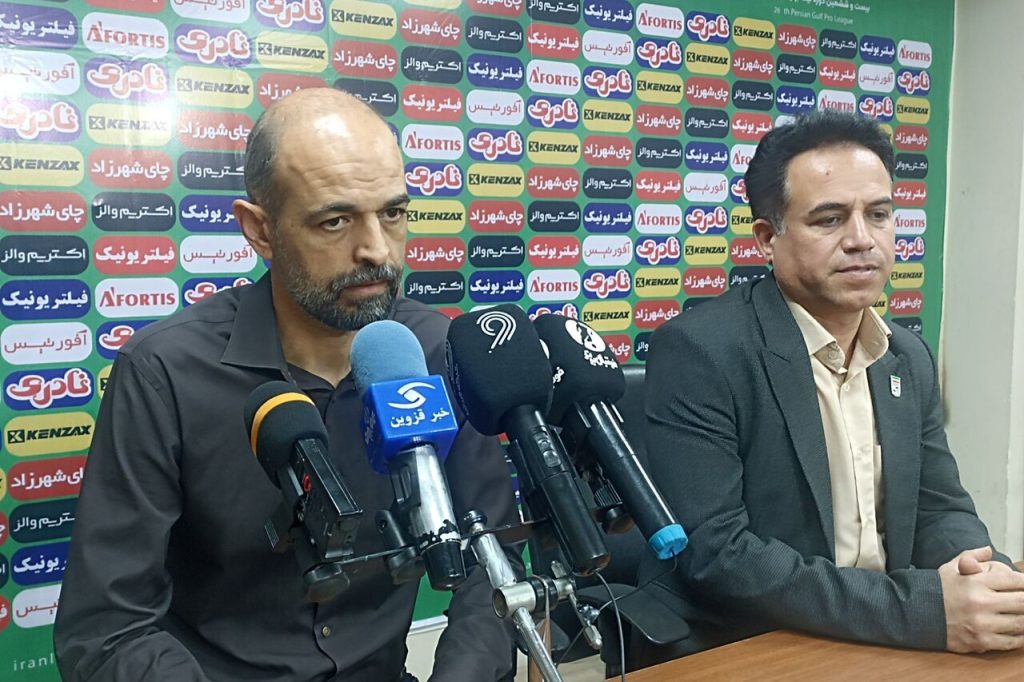 نویدکیا: سپاهان با ۱۰ نفر مقابل شمس‌آذر از دست داد