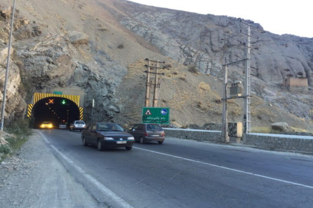 جاده چالوس و آزادراه تهران‌شمال از ساعت ۲۱ دوطرفه فعال شد